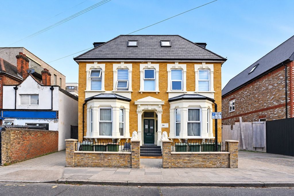Property photo 1 of 20 Picture No. 23