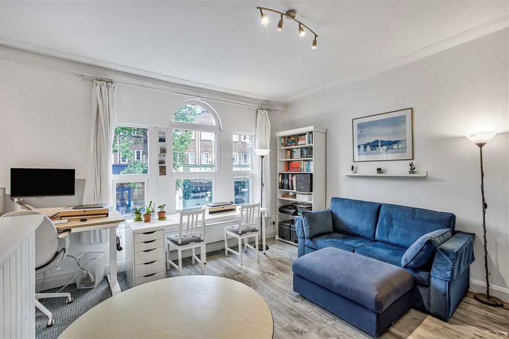 Property photo 1 of 5
