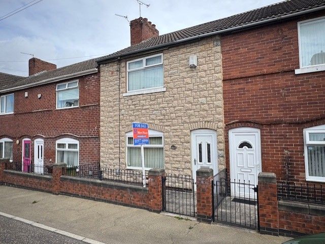 Property photo 1 of 17