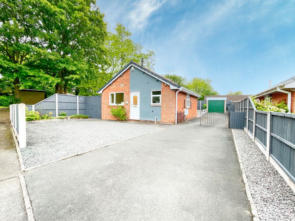 Property photo 1 of 17