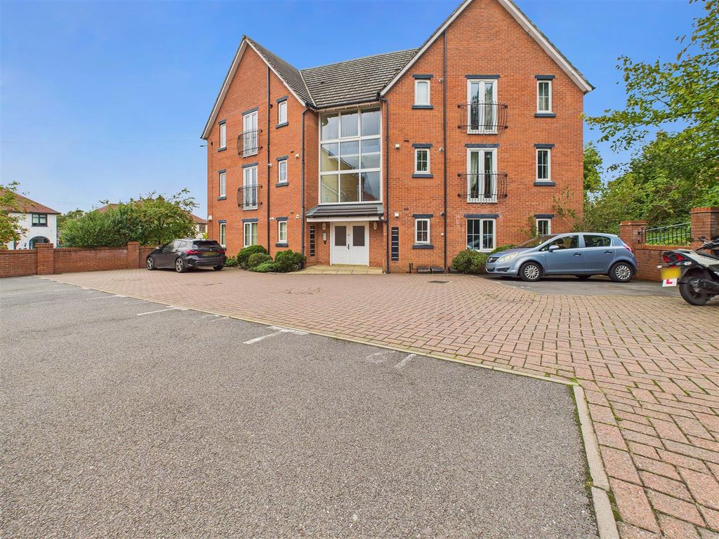 Property photo 1 of 6 Cam02453G0-Pr0170-Still006.Jpg