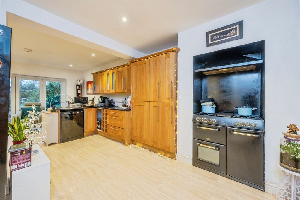 Additional image 4 of 3 bed semi-detached house for saleChain Lane, Mickleover, Derby DE3