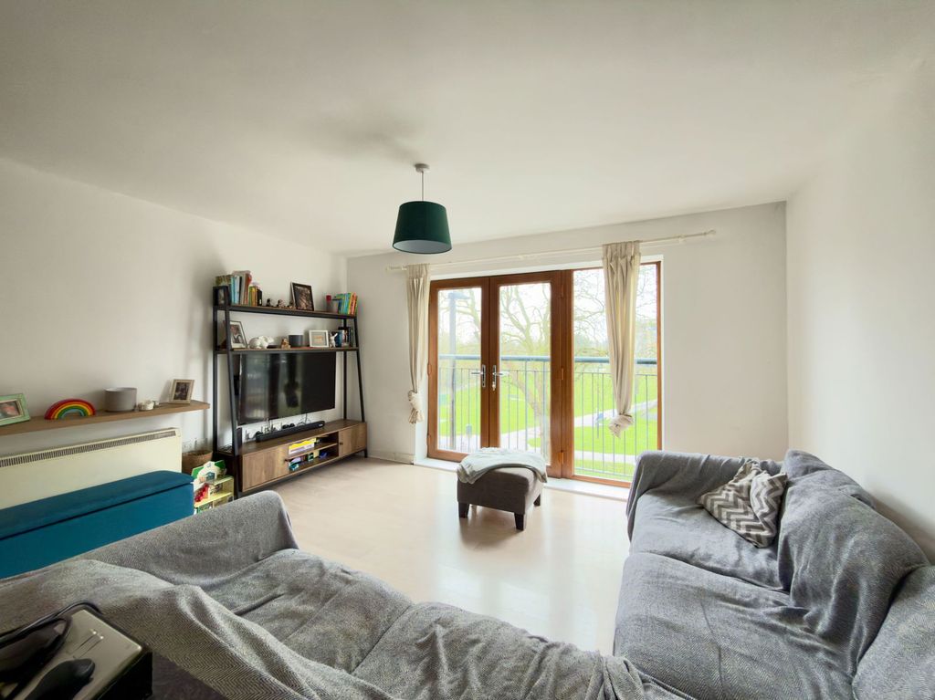 Property photo 3 of 8