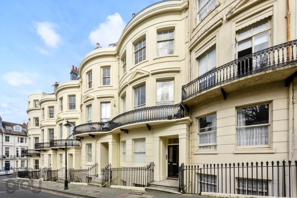 Property photo 2 of 18 Powis Square, 5, Flat 3-019 (Ag).Jpg