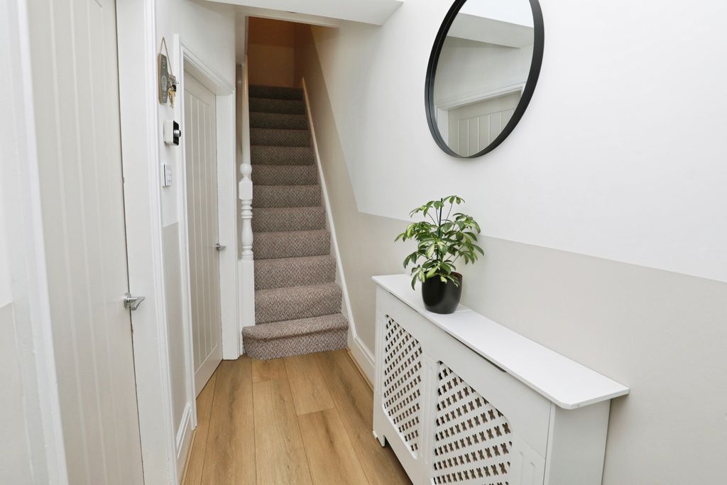 Property photo 2 of 14 Hall