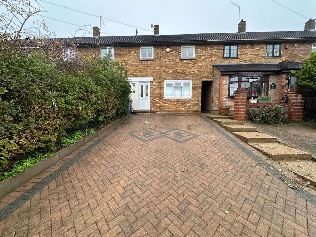 Property photo 1 of 10 2833111