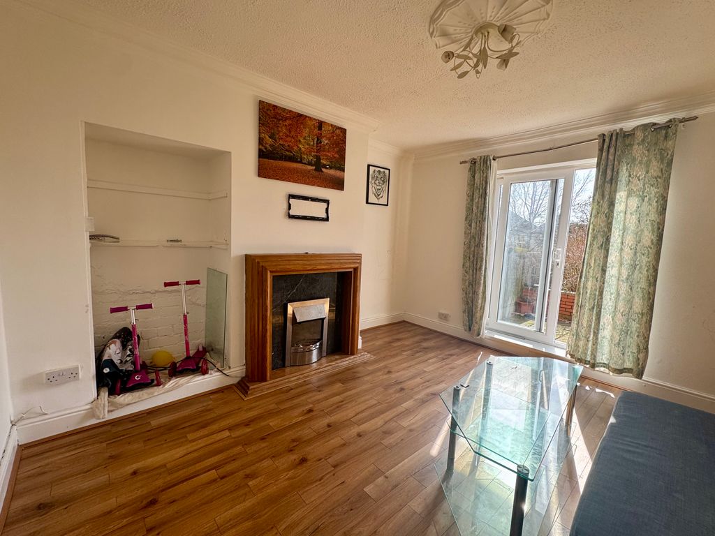 Property photo 3 of 10 Img_2655