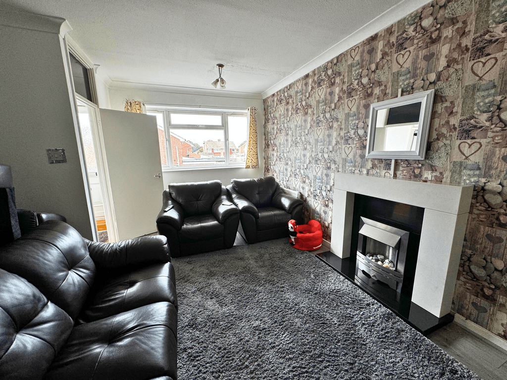 Property photo 2 of 10 Living Room