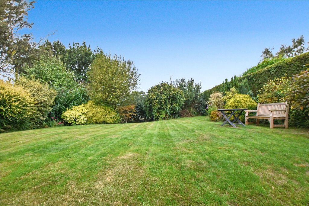 Property photo 2 of 41 Picture No. 39