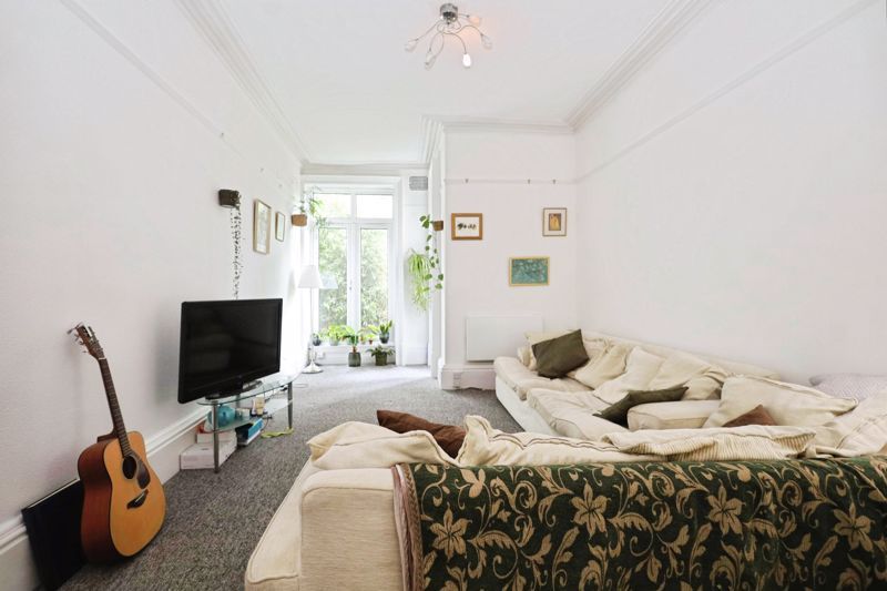 Property photo 3 of 11 Photo 9