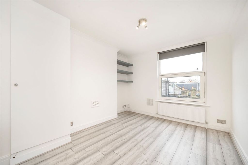 Property photo 2 of 4