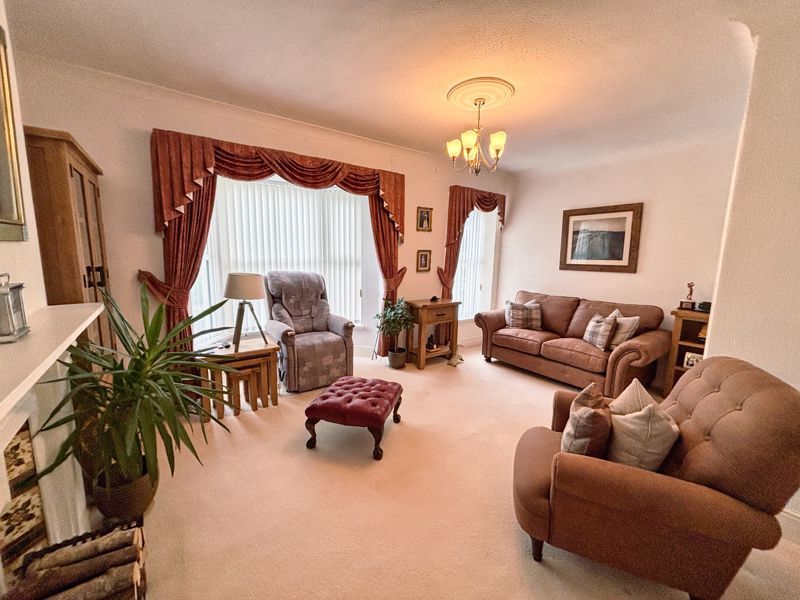 Property photo 3 of 20 Photo 13