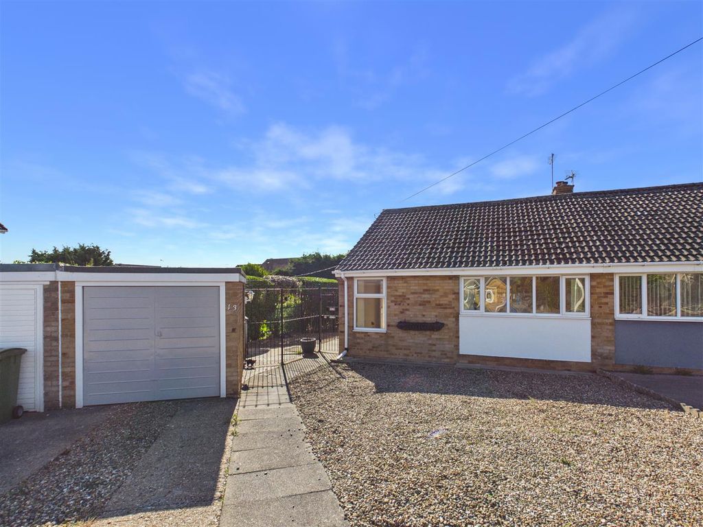 Property photo 1 of 10 13 Alexandra Drive, Beverley