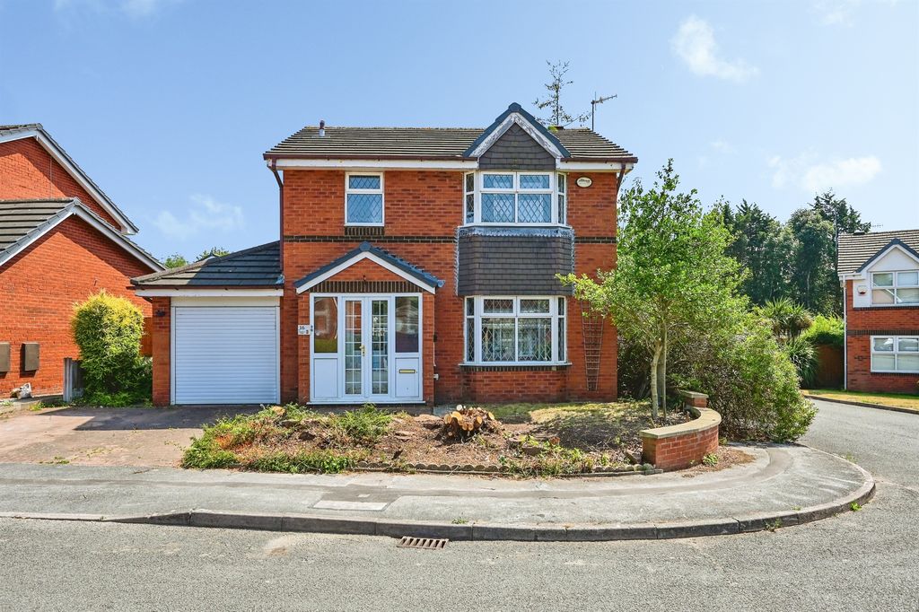 Property photo 1 of 17