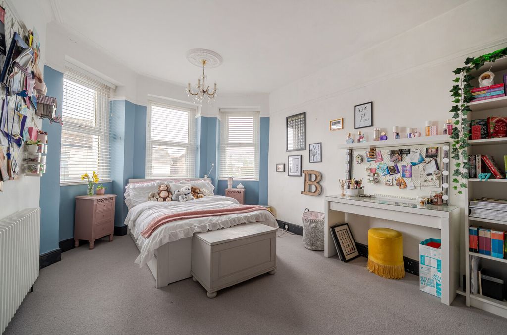 Property photo 1 of 24 1 - 1446487-7-69E27E2...