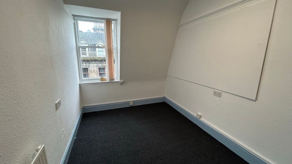 Property photo 3 of 5 Img_1882