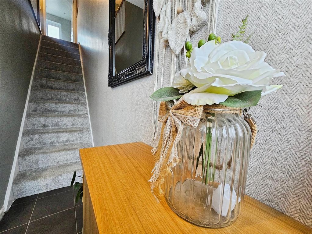 Property photo 2 of 38 3E2108d4-20251110_140056.Jpg