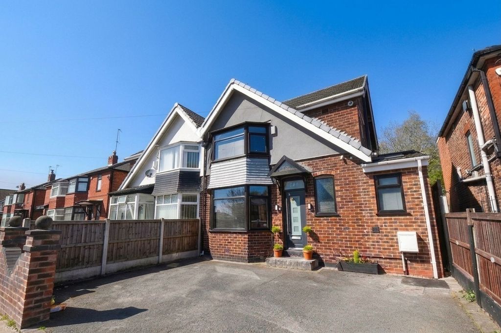 Property photo 2 of 18