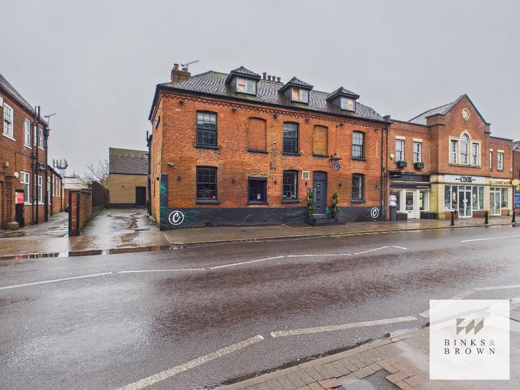 Property photo 1 of 11