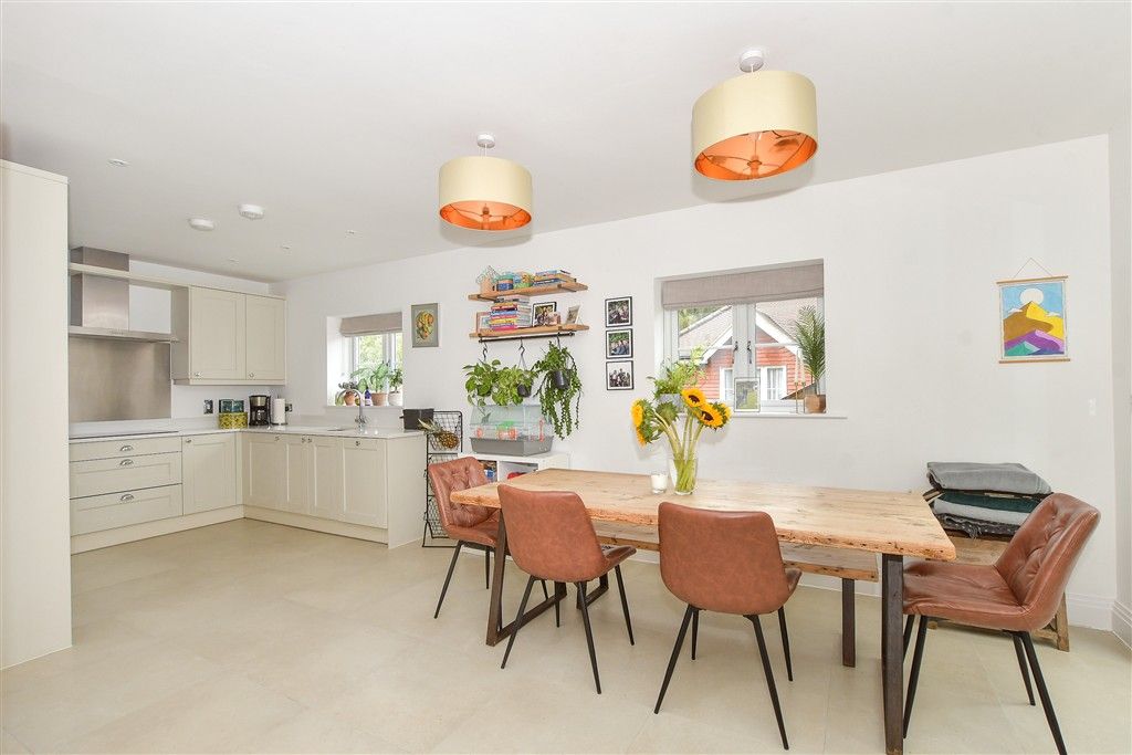 Property photo 1 of 16 Kitchen/Diner