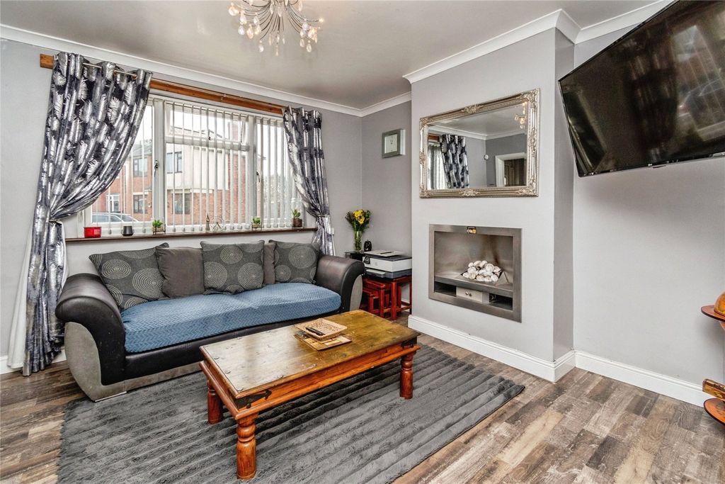 Property photo 3 of 24 Picture No. 21