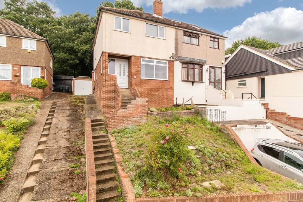 Property photo 1 of 20