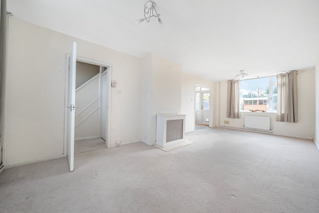 Property photo 3 of 15 690862_1_001