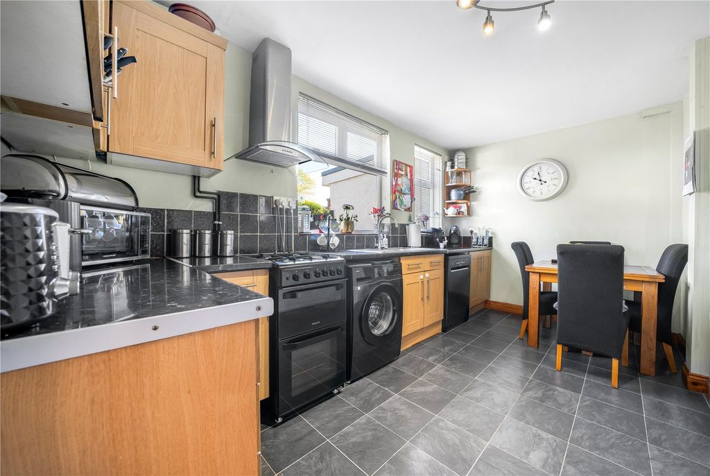 Property photo 3 of 14 Picture No. 06