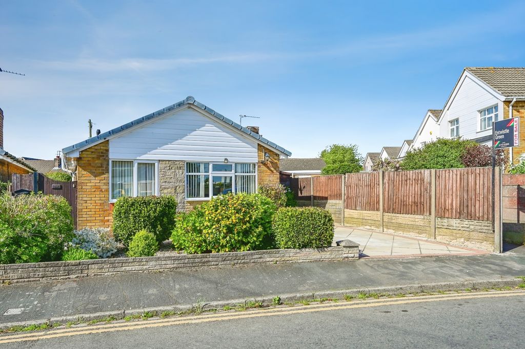 Property photo 1 of 16 Pbox-Img.Jpg
