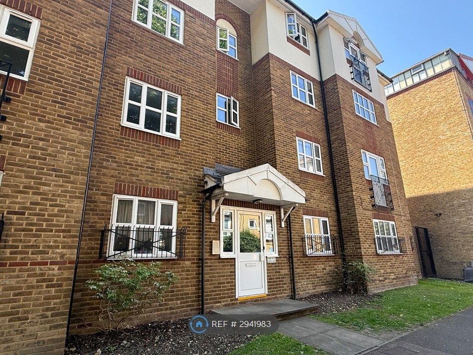 Property photo 1 of 8