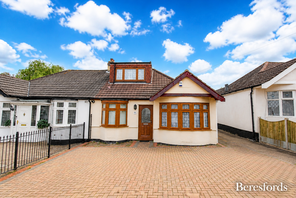 Property photo 1 of 10 Exterior
