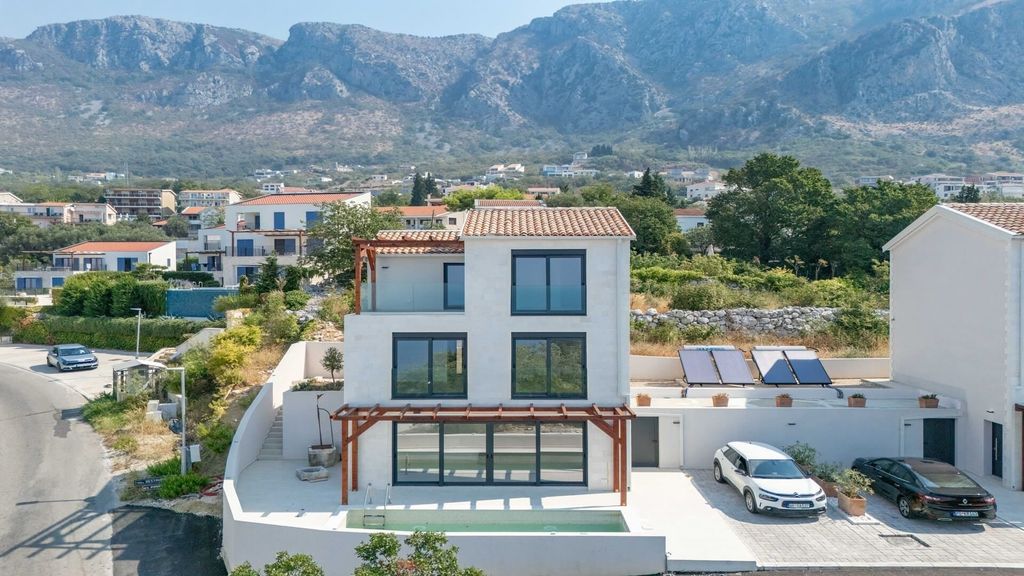 Property photo 1 of 17 Blizikuce Three-Bedroom Villa With Swimming Pool