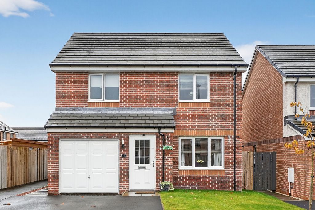 Property photo 1 of 30