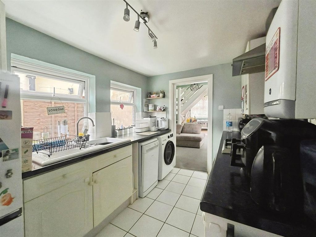 Property photo 2 of 15 Kitchen.Jpeg