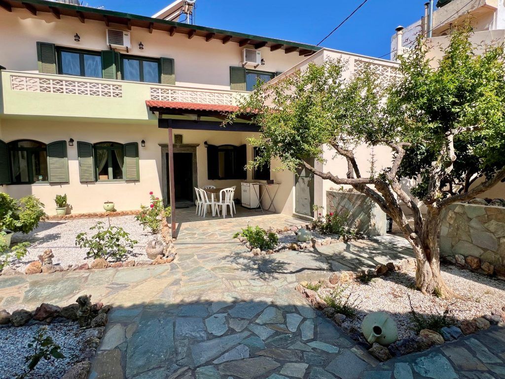 Property photo 1 of 46