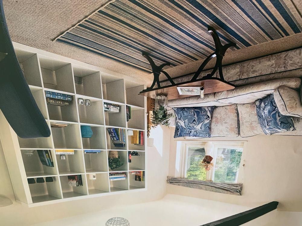 Property photo 1 of 2 Living Room