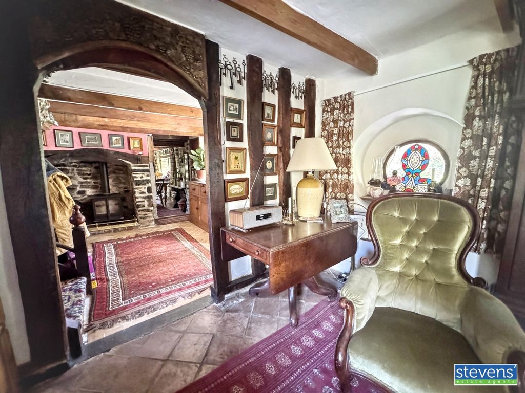 Property photo 3 of 38 Img_8460