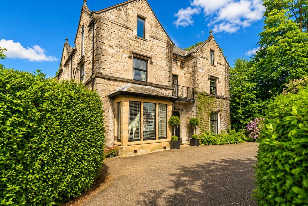 Property photo 1 of 48 ba3.Png