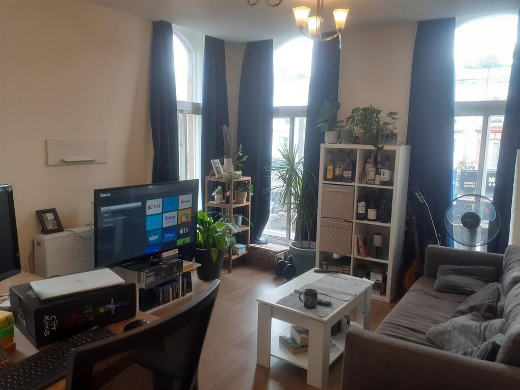 Property photo 2 of 5 4Fc4394d-d5B3-4A3c-A334-cd4Dae5De85c.Jpg