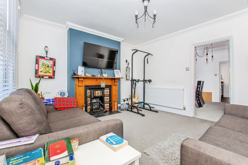 Property photo 3 of 16
