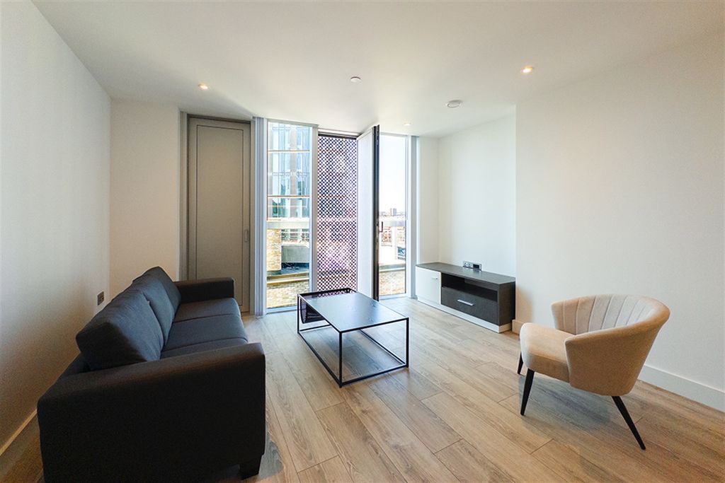 Property photo 3 of 11 (Main)