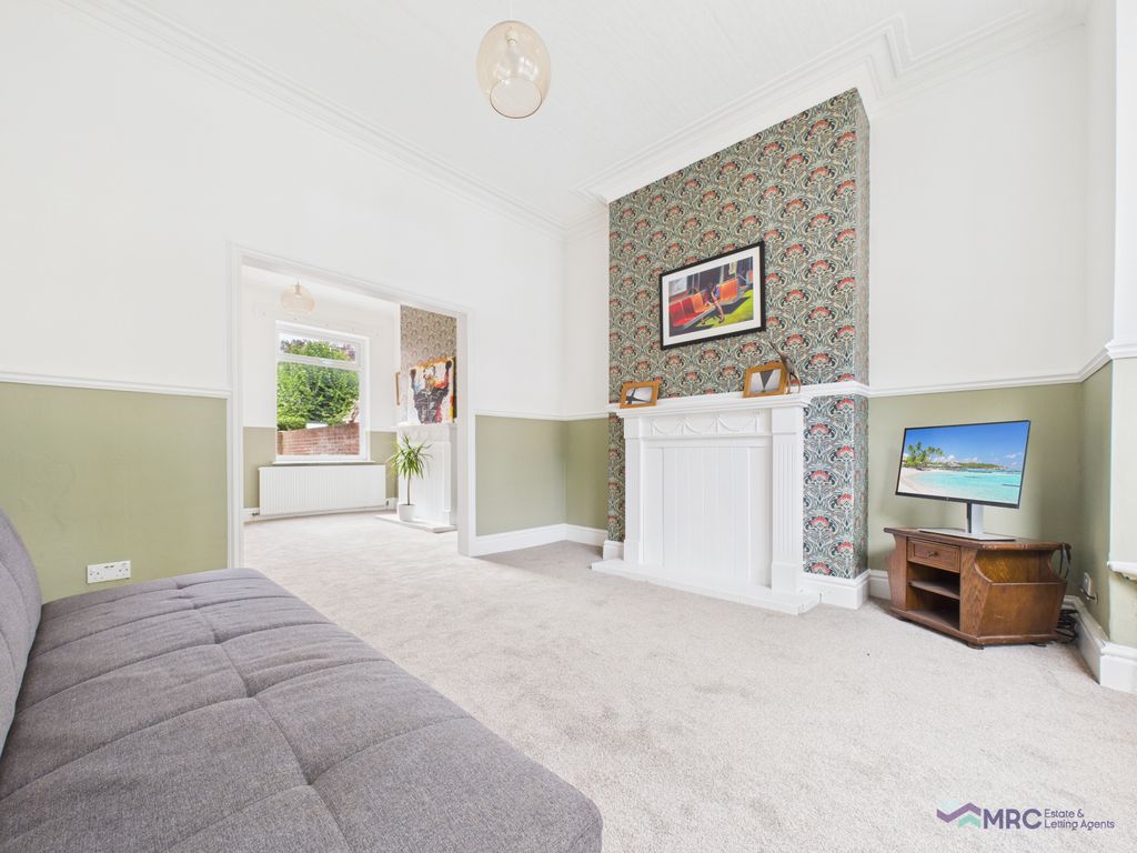 Property photo 2 of 17 Gallery