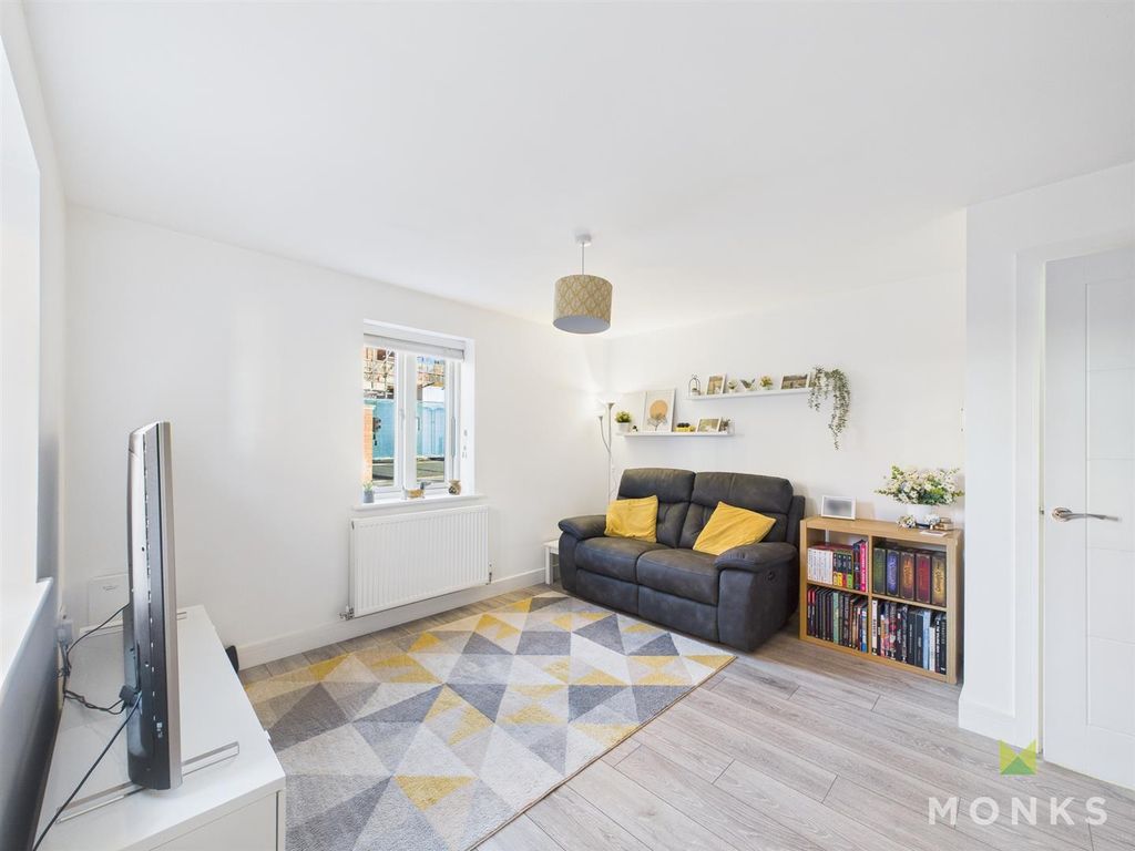 Property photo 2 of 10 Cam01520G0-Pr0308-Still006.Jpg