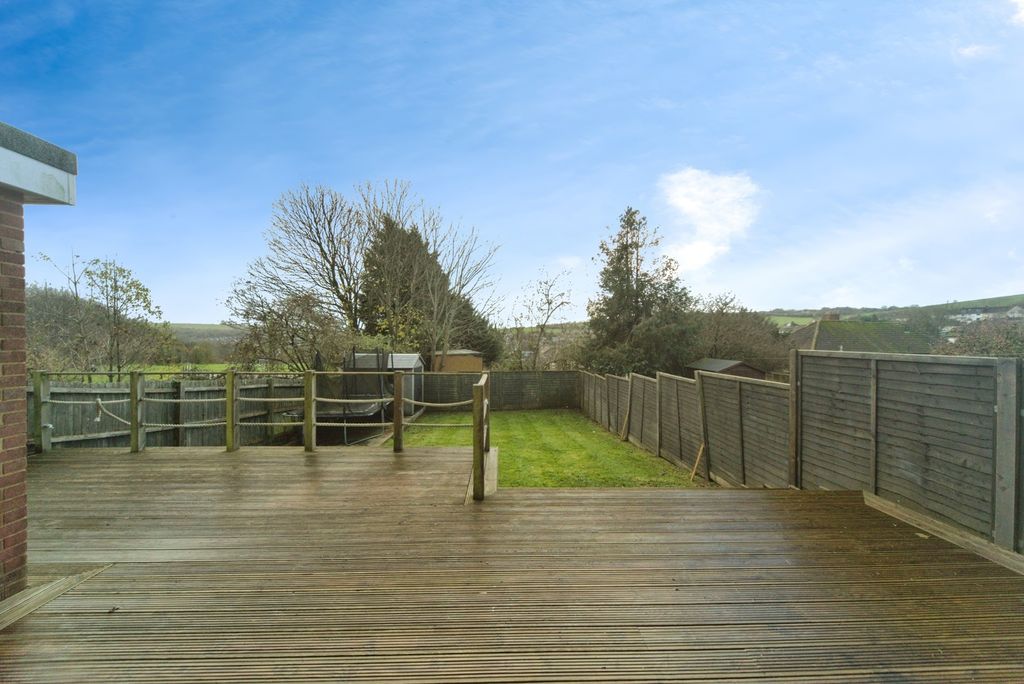 Property photo 2 of 35 Pbox-Img.Jpg