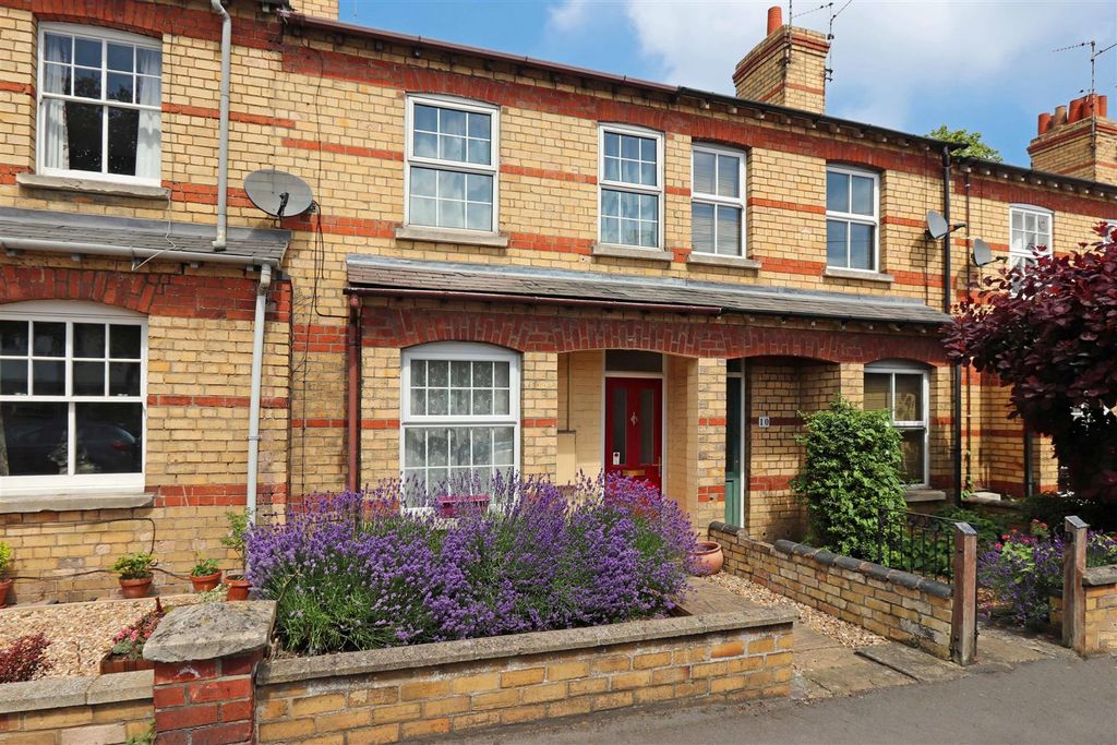 Property photo 1 of 10 Front Edit.Jpg