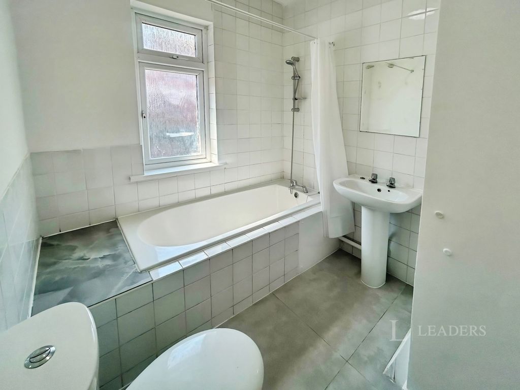 Property photo 3 of 18 Pbox-Img.Jpg
