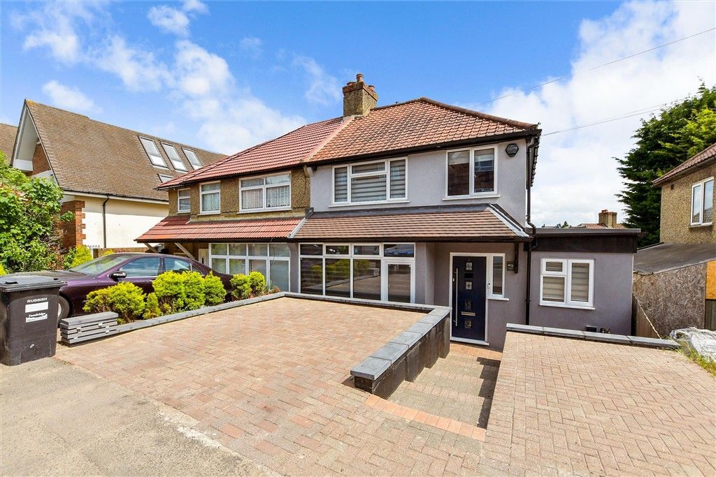 Property photo 2 of 14 External (Brochurre)