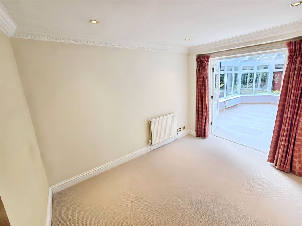 Property photo 3 of 20 Picture No. 29