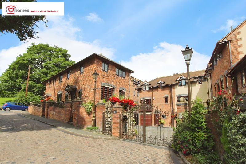 Property photo 1 of 19 Photo 13