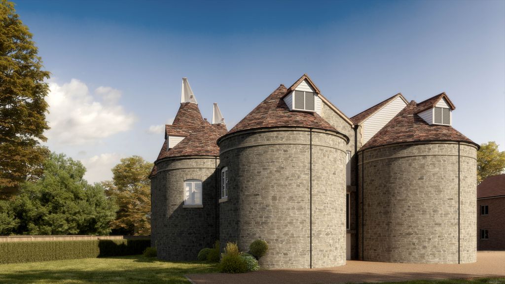 Property photo 3 of 8